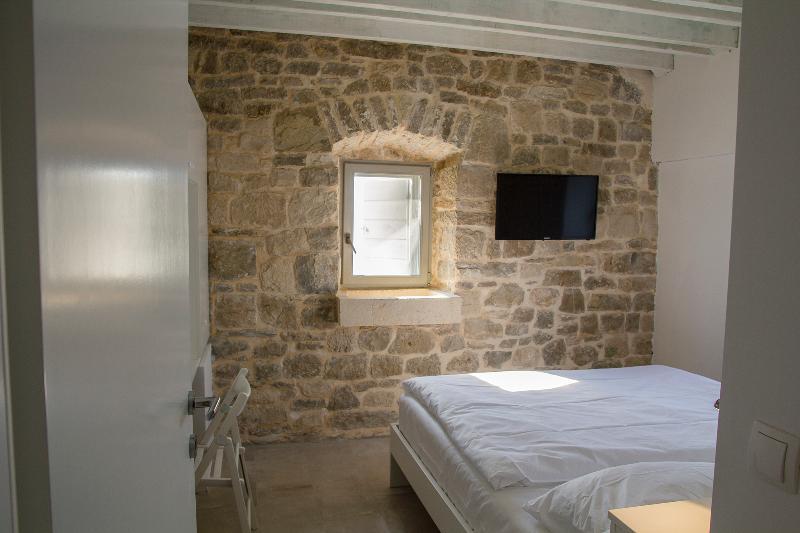 Stone Lady - Holiday Home โอมิช ภายนอก รูปภาพ